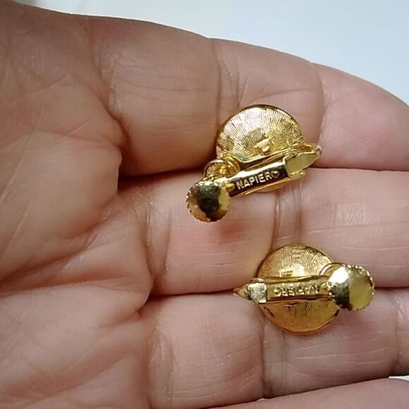 Vintage Napier Earrings Clip - Picture 4 of 5